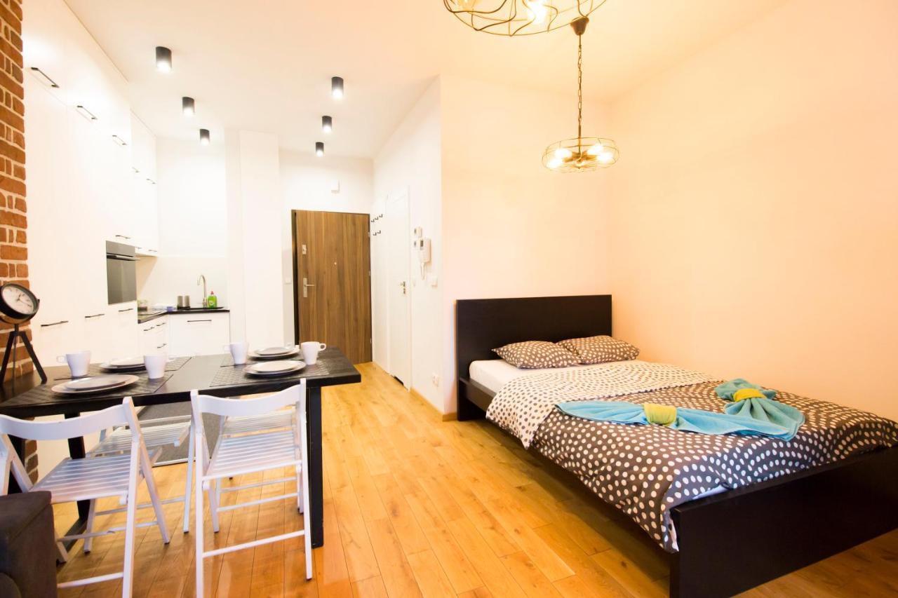 Happy Apartments Old Town Breslavia Esterno foto